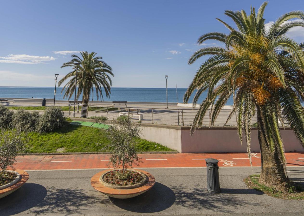105 - La Casa Di Jacopo, Fronte E Vista Mare In Centro A Riva Trigoso, 20 Metri Dalla Spiaggia Apartment Sestri Levante Exterior photo